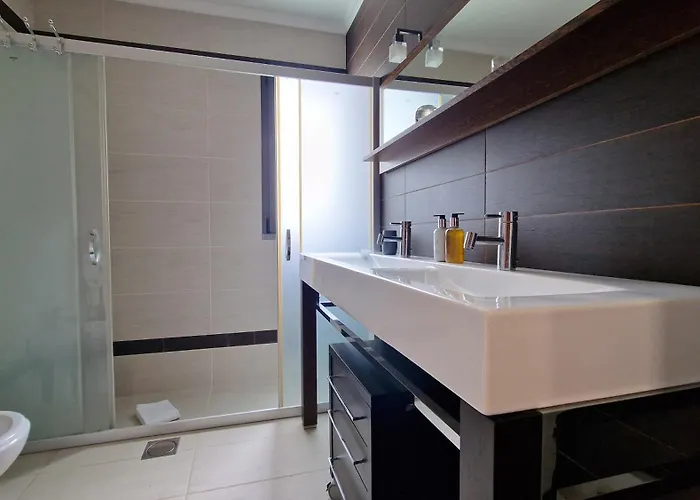 Capela's House By Lovelystay *